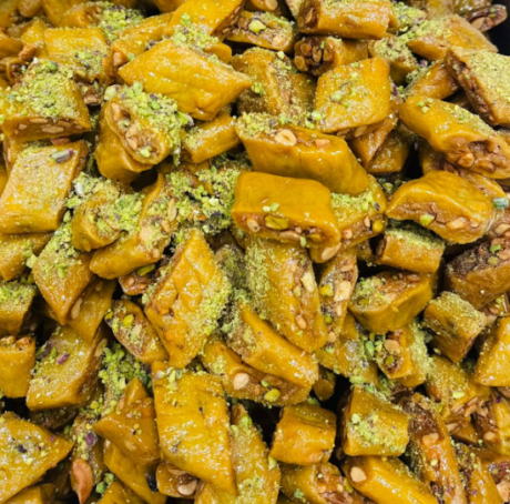 مقروض بقلاوة